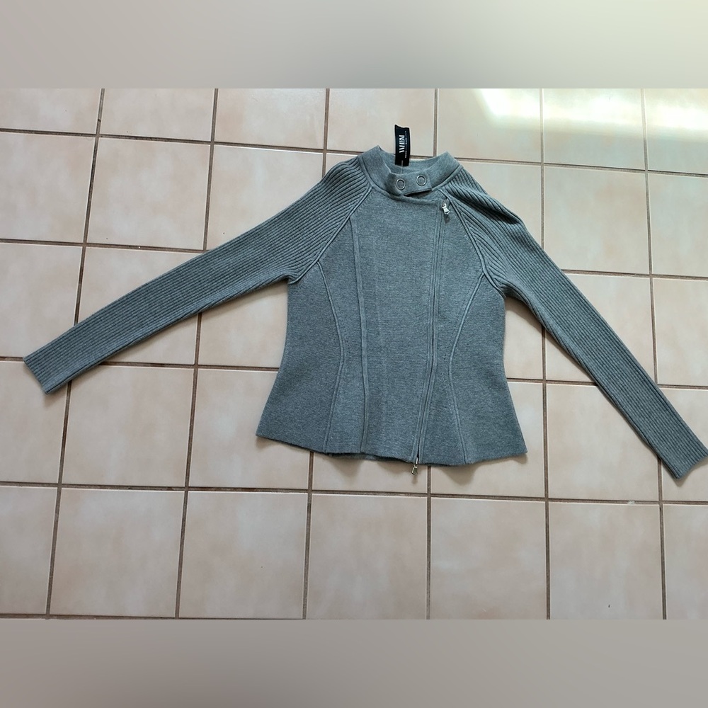 WHITE HOUSE BLACK MARKET Moto Peplum Jacket Sz S NWT! Gray